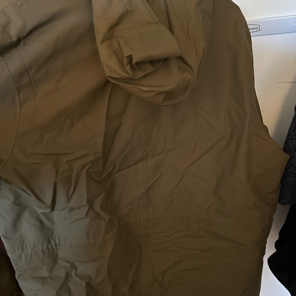 Eddie Bauer Water Proof Jacket - Picture 3 of 8